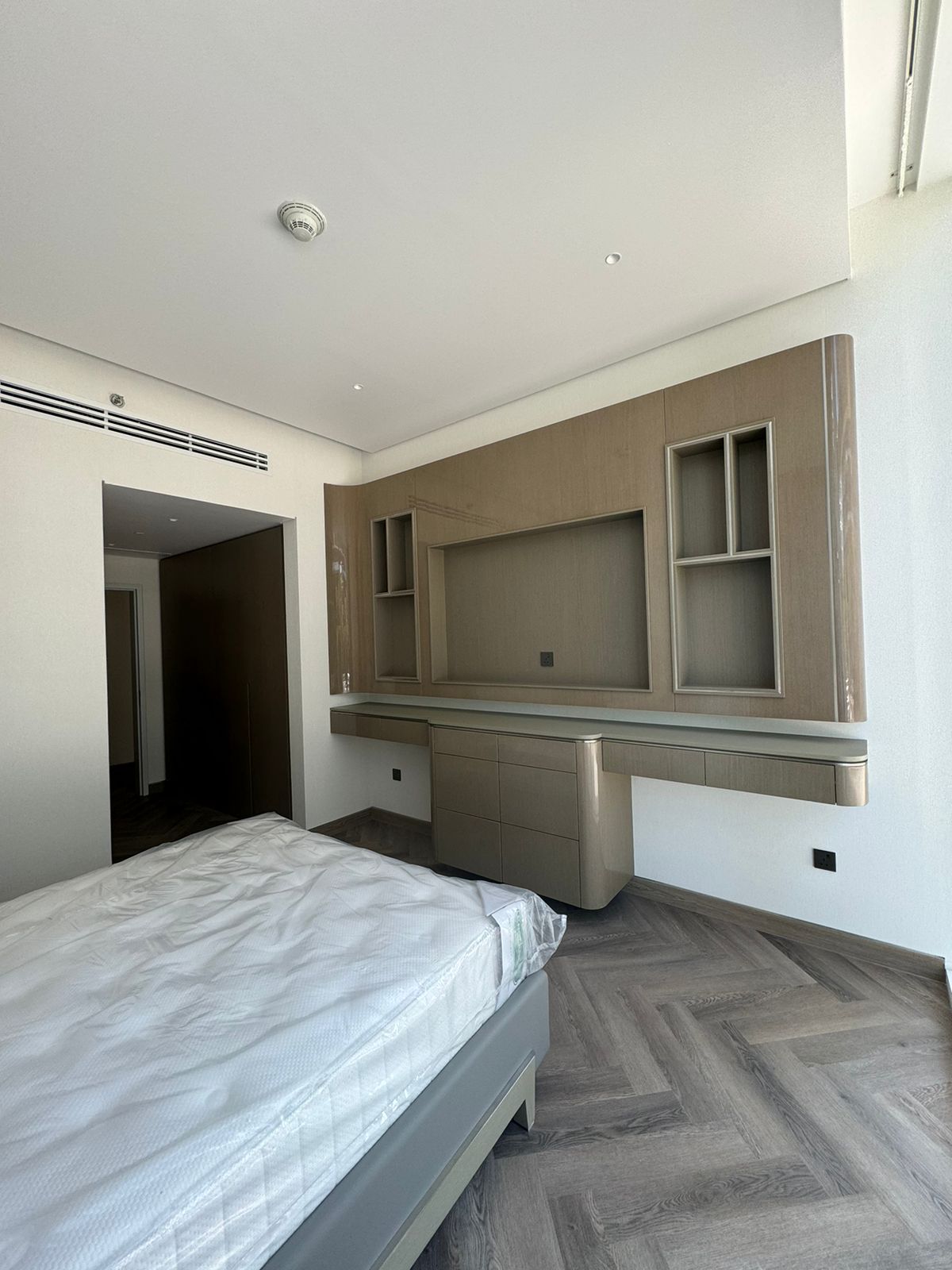 Palm Jumeirah Waterfront Estate - View 21