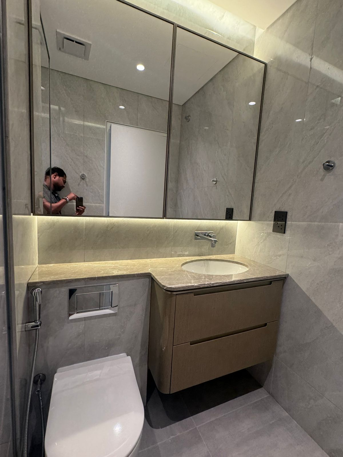 Palm Jumeirah Waterfront Estate - View 5
