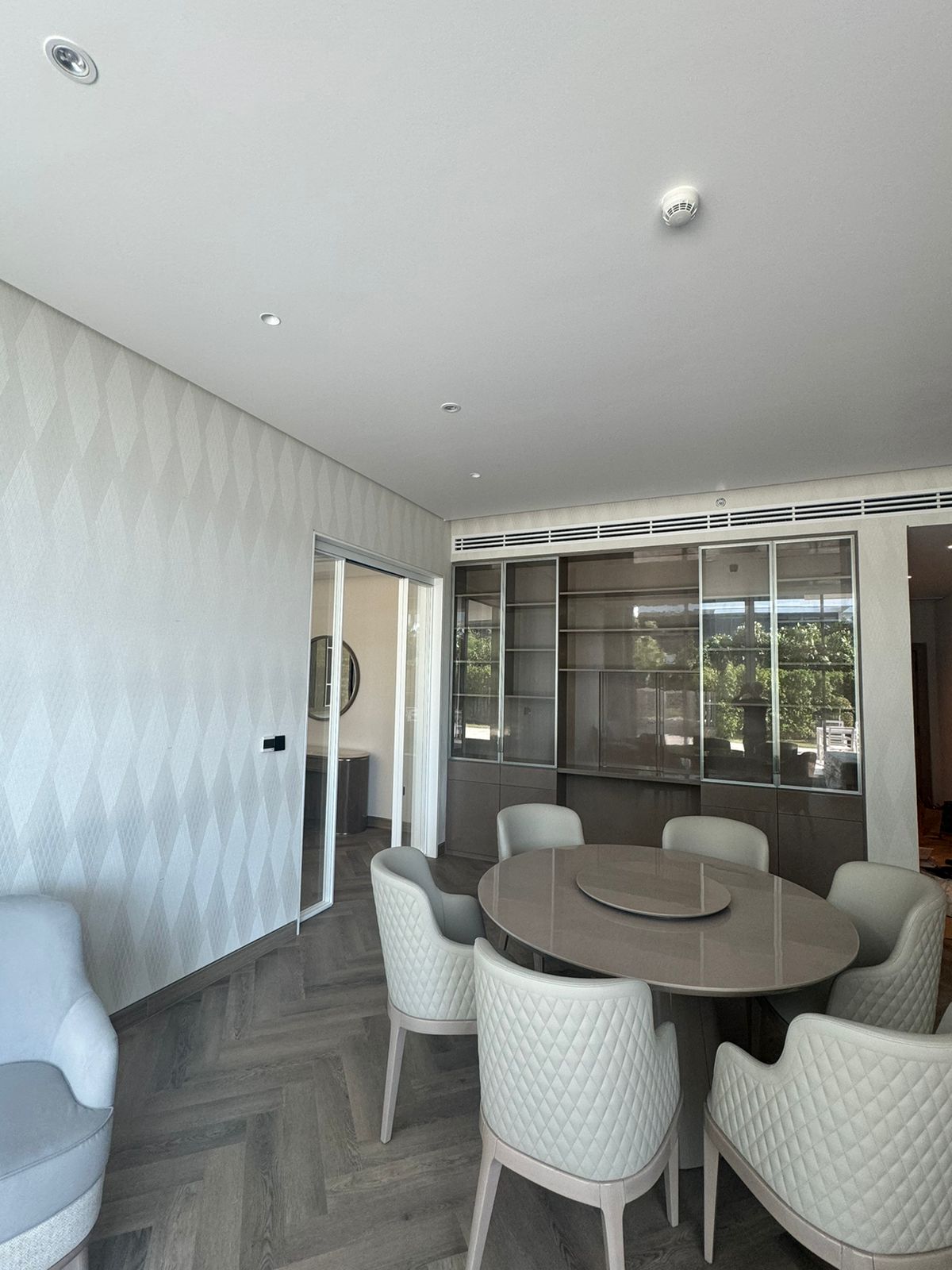 Palm Jumeirah Waterfront Estate - View 7