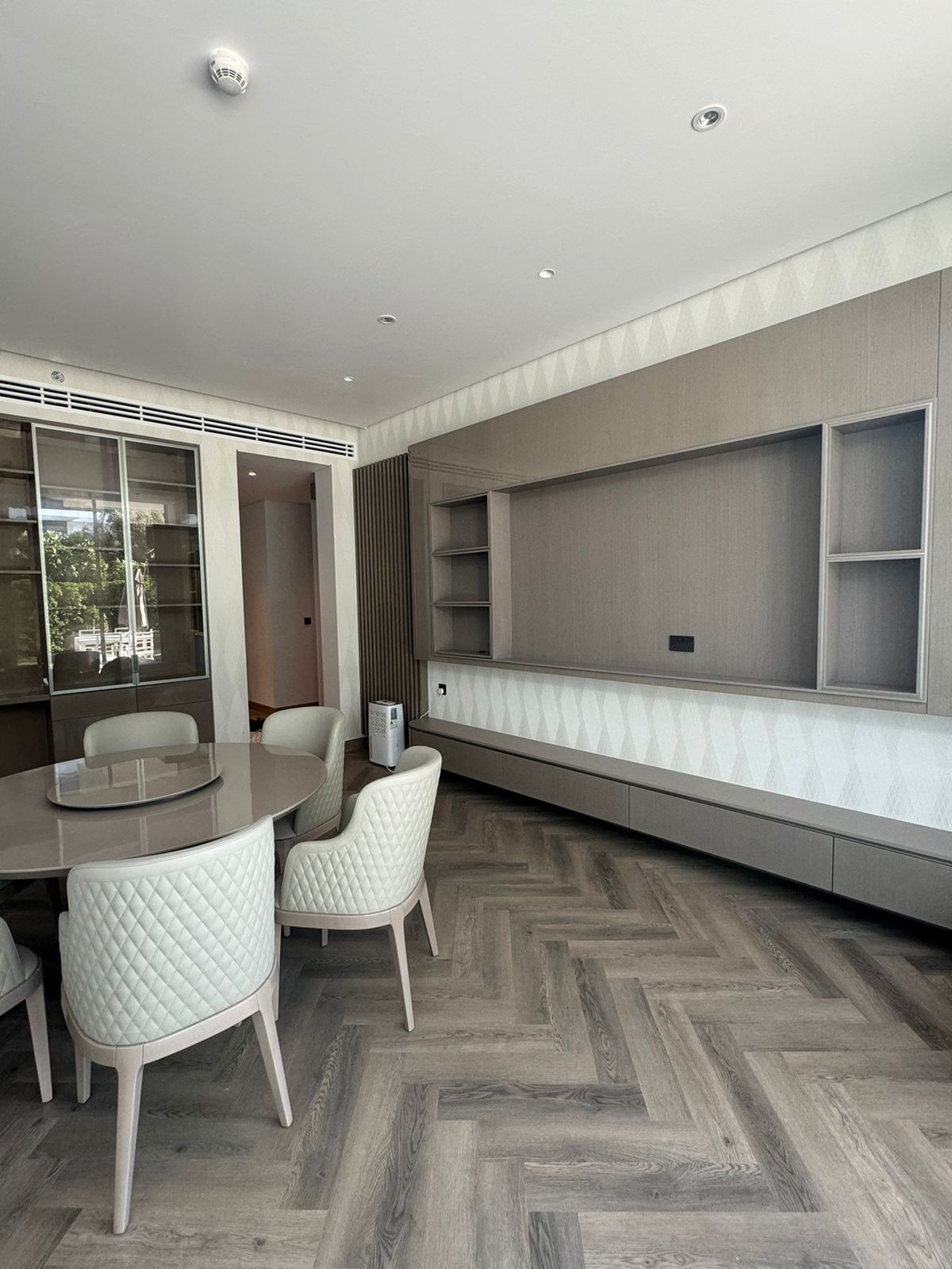 Palm Jumeirah Waterfront Estate - View 8